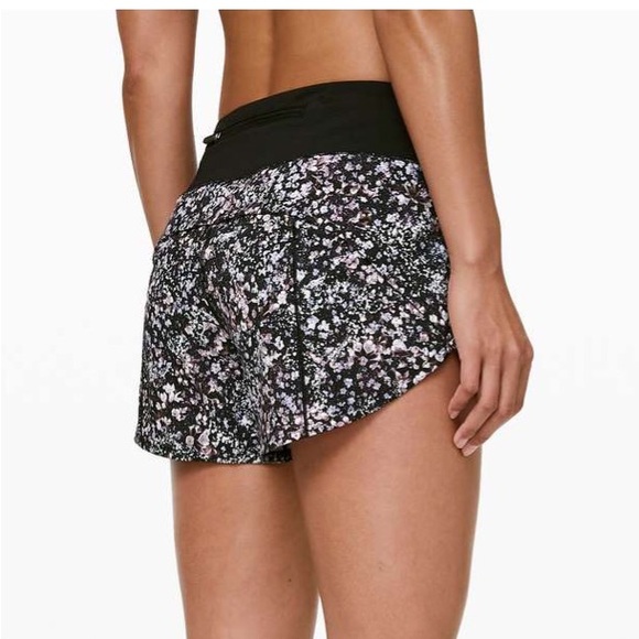 Lululemon Speed Up Short Long *4" Sz 12 - Picture 2 of 8